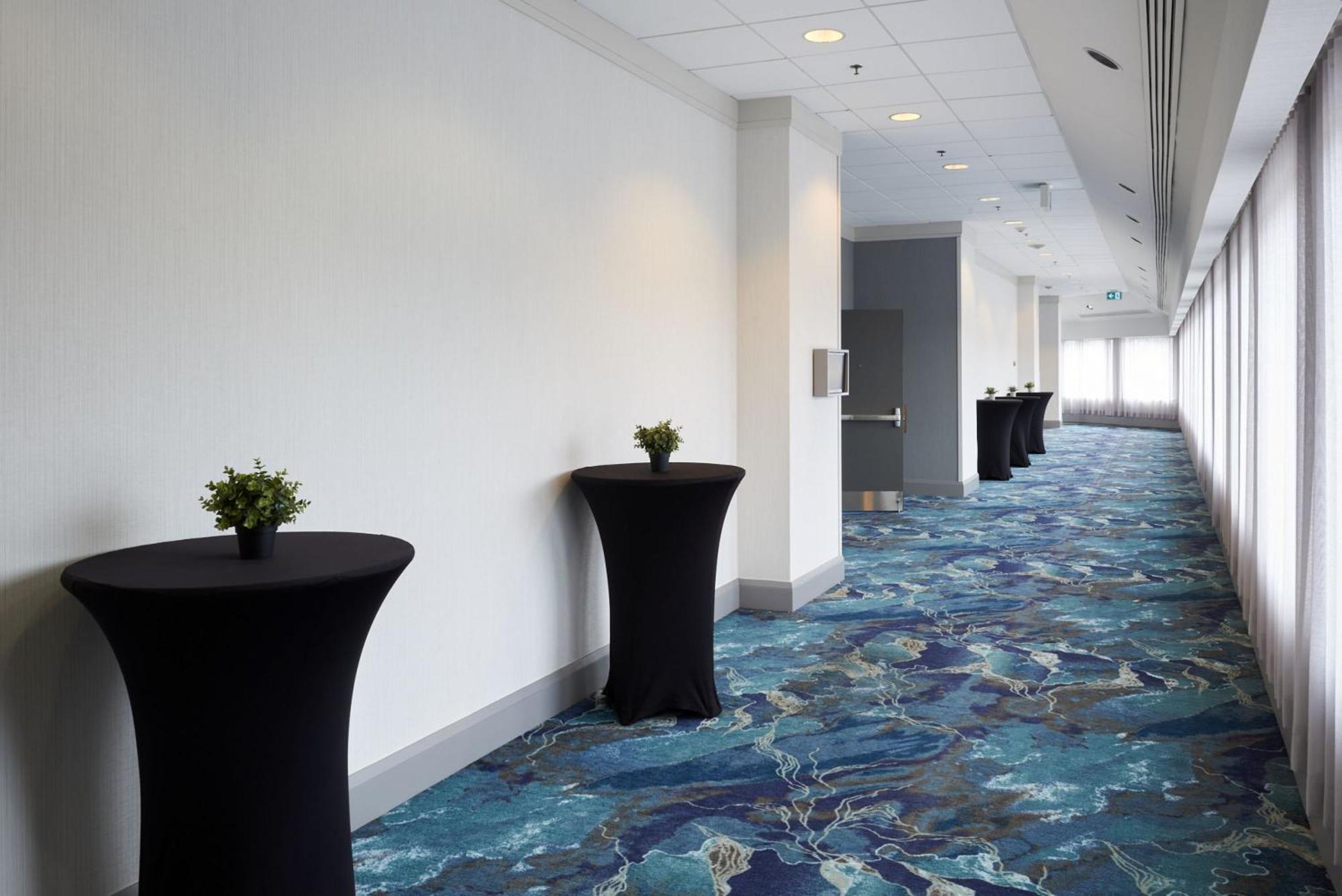 Holiday Inn & Suites Ottawa Kanata By Ihg Экстерьер фото