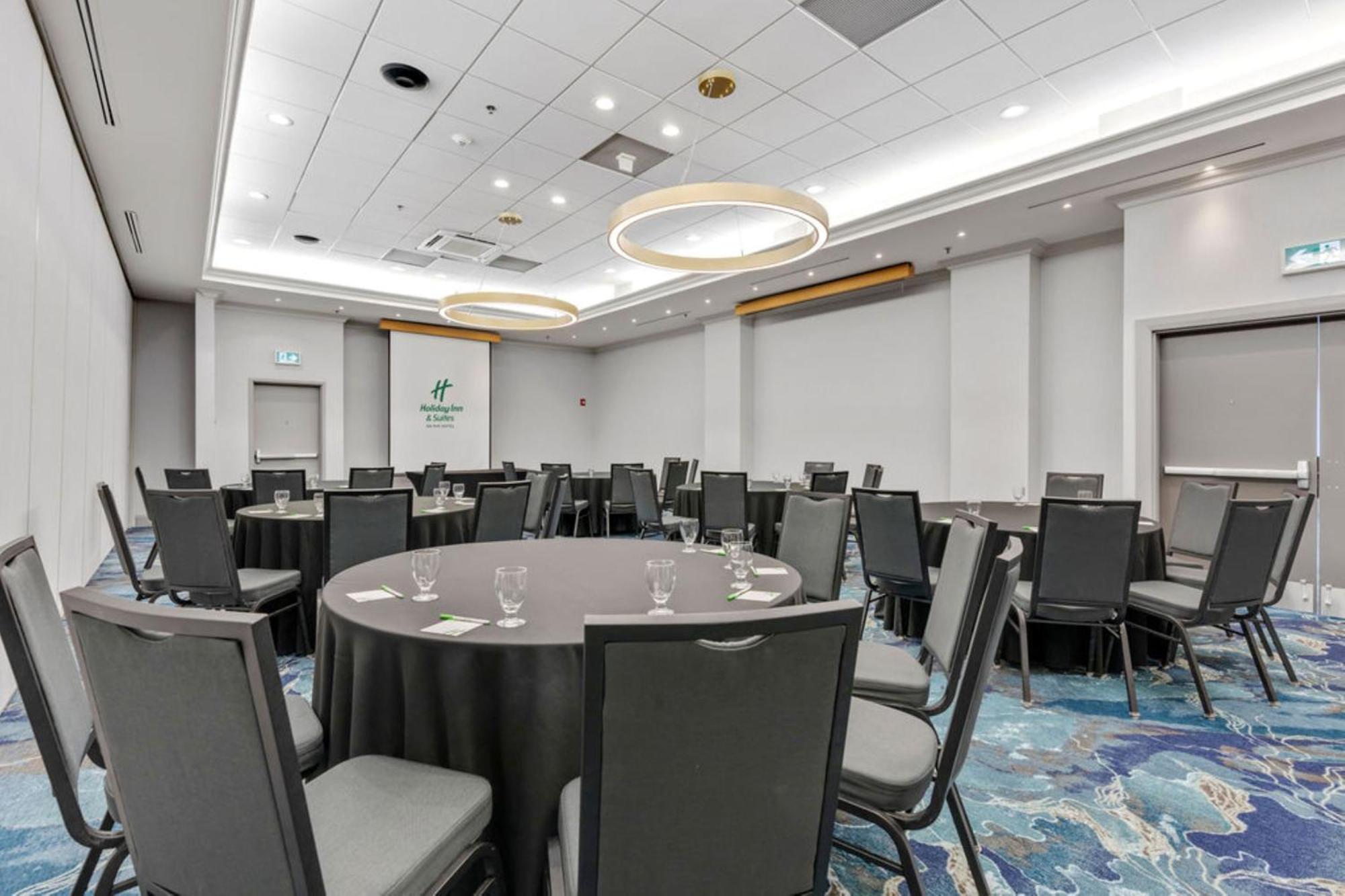 Holiday Inn & Suites Ottawa Kanata By Ihg Экстерьер фото