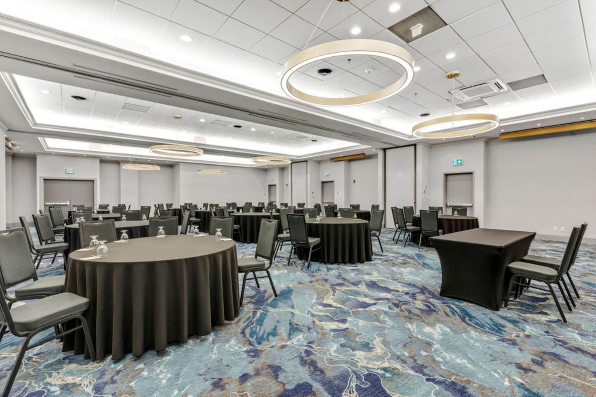 Holiday Inn & Suites Ottawa Kanata By Ihg Экстерьер фото