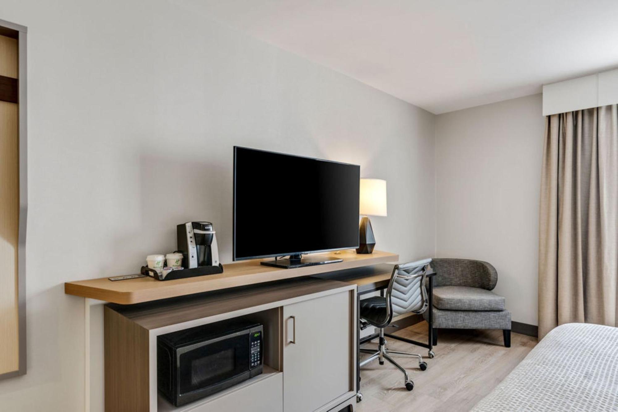 Holiday Inn & Suites Ottawa Kanata By Ihg Экстерьер фото
