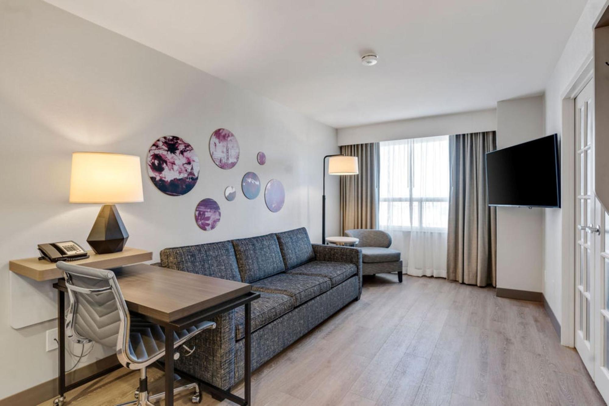 Holiday Inn & Suites Ottawa Kanata By Ihg Экстерьер фото